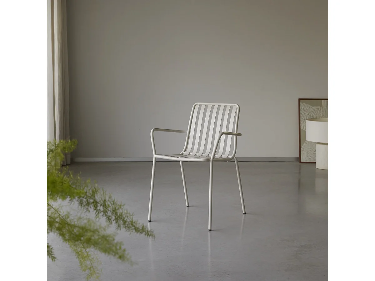 Sessel Gaby Cream aus beschichtetem Metall