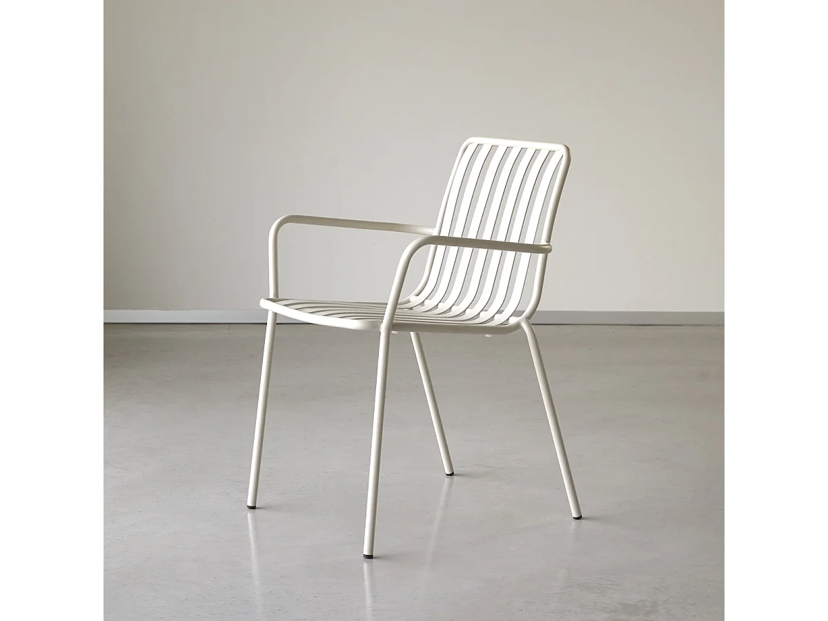 Sessel Gaby Cream aus beschichtetem Metall