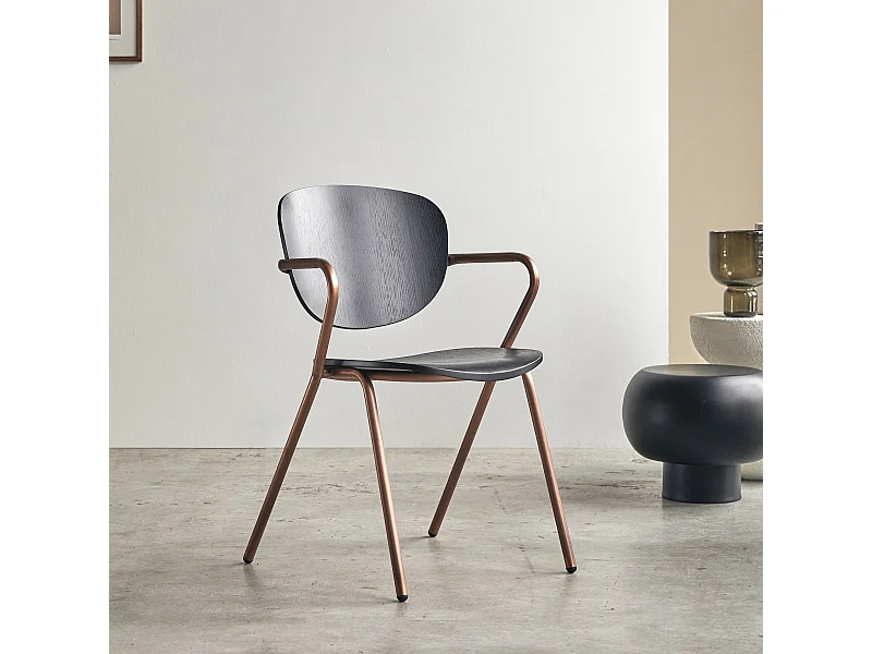 Stuhl aus Metall und Eichenholz in schwarz und kupferfarben Ada copper