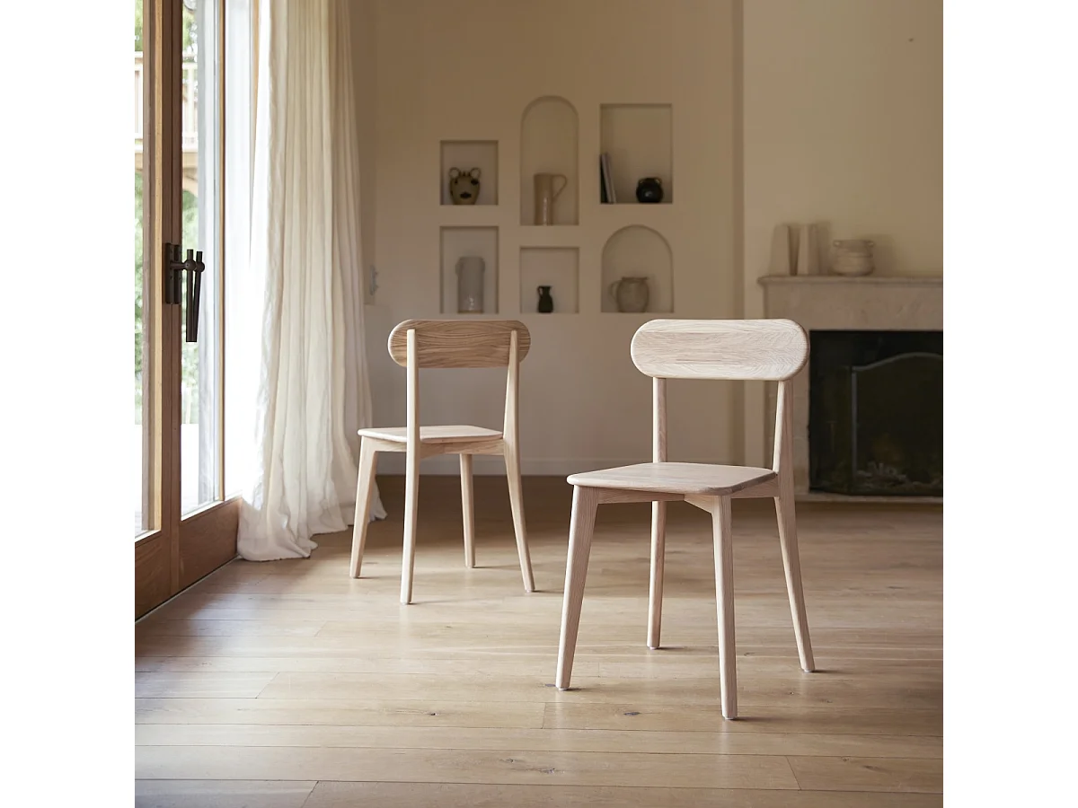 Set Abel aus 2 Stühlen aus massivem Eichenholz