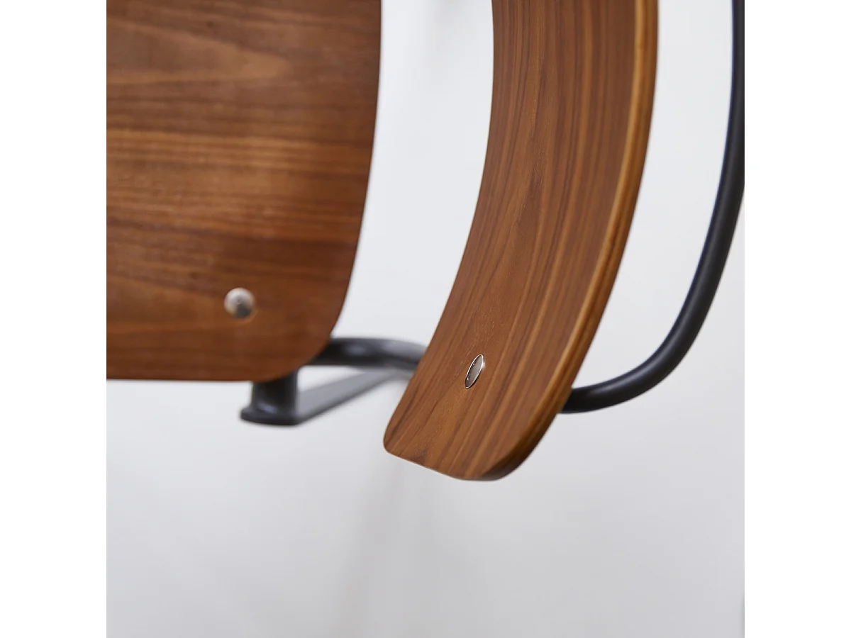 Sedia in metallo e legno di noce Mio black