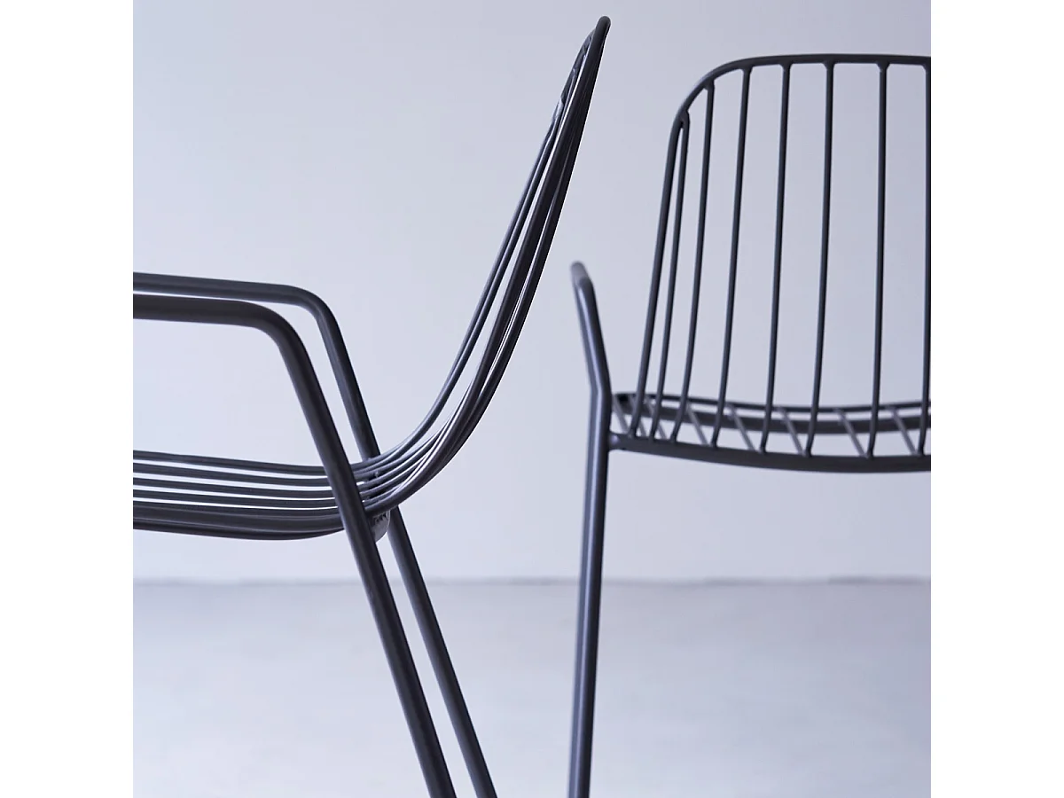 Fauteuil en métal peint Arty dark grey