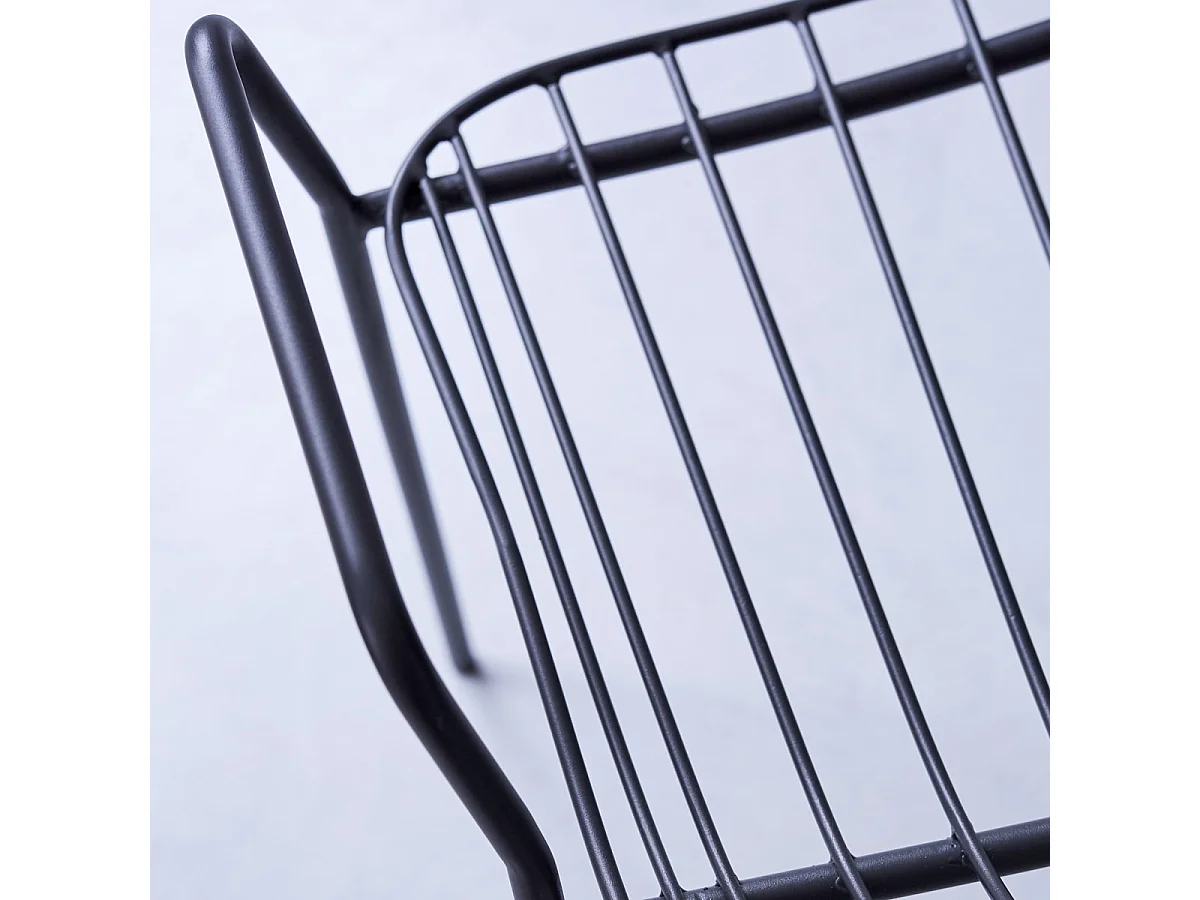 Fauteuil en métal peint Arty dark grey