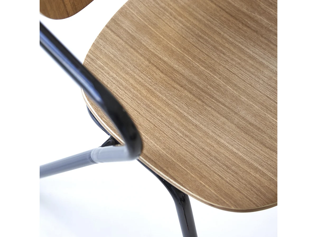 Sedia in metallo e legno di frassino Ada