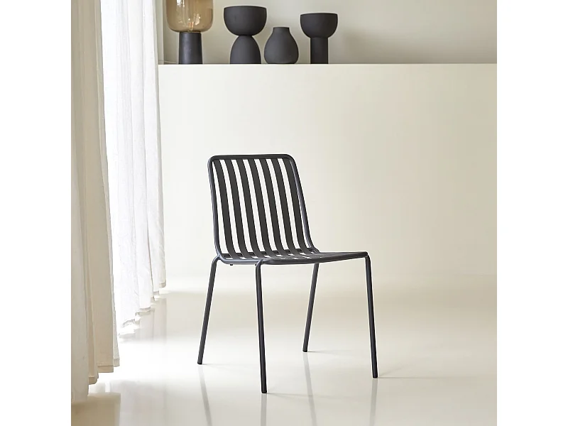 Sedia in metallo verniciato Gaby black
