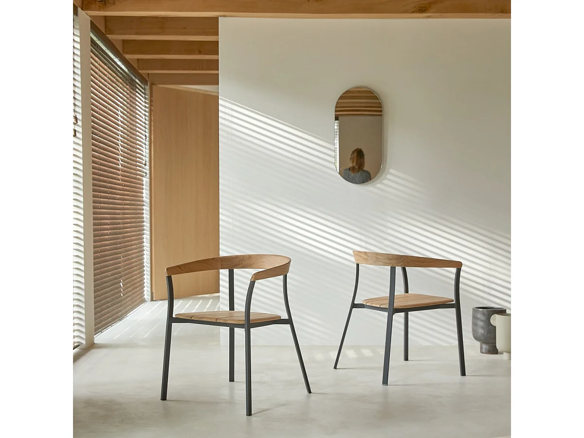 Stuhl Arco aus massivem Teakholz und Aluminium