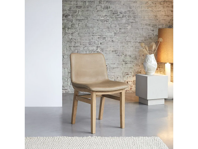 Chaise Cocoon cheyenne en bois de chêne