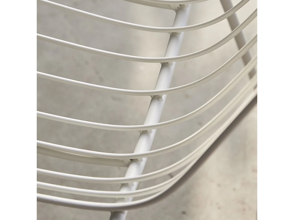 Sedia in metallo verniciato Arty white