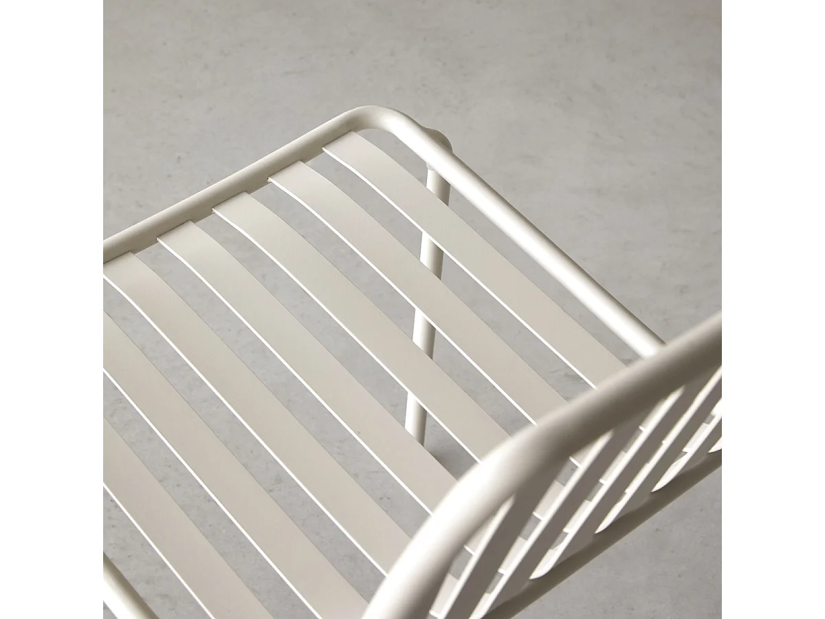 Sedia per interni in metallo cream