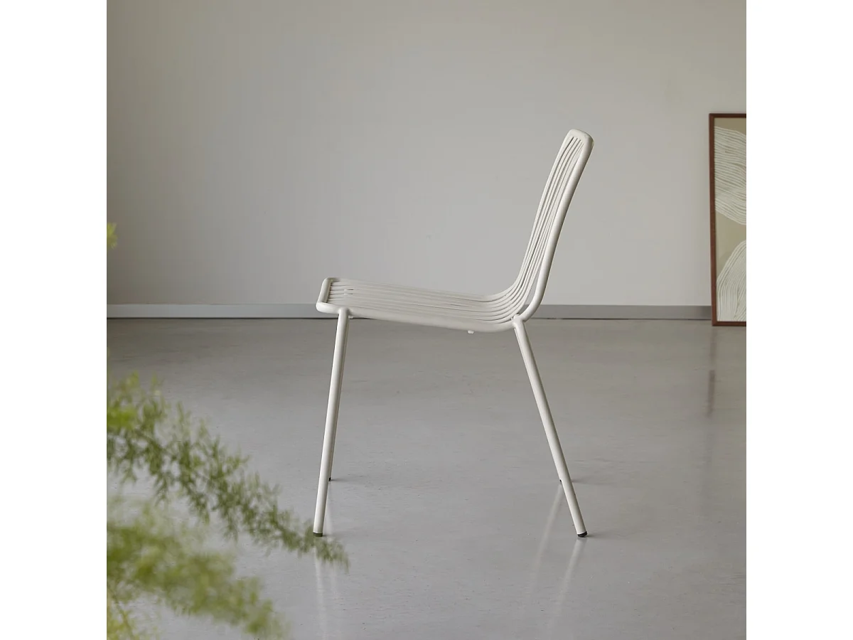 Sedia per interni in metallo cream