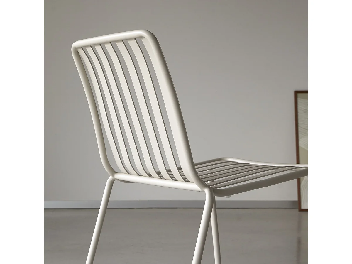 Sedia per interni in metallo cream