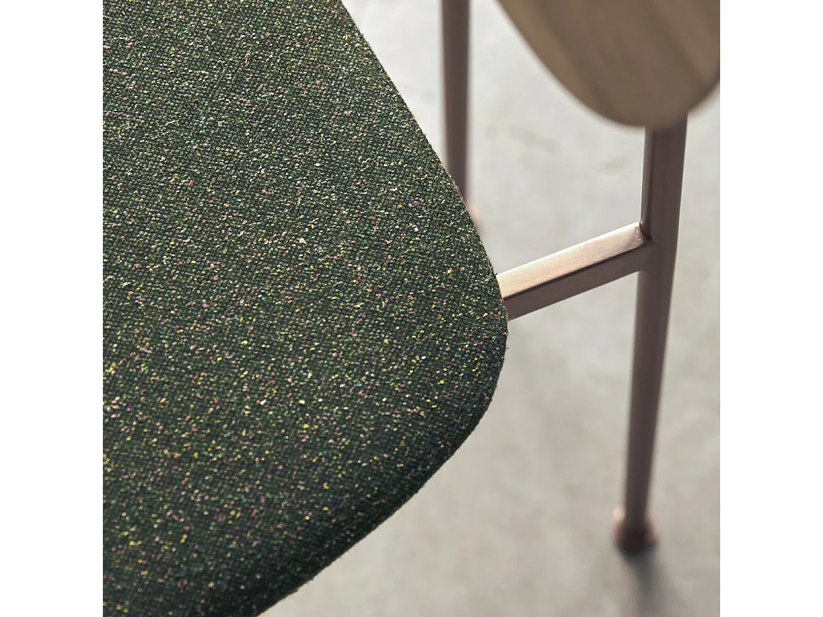 Sedia Yutapi kaki in legno di quercia