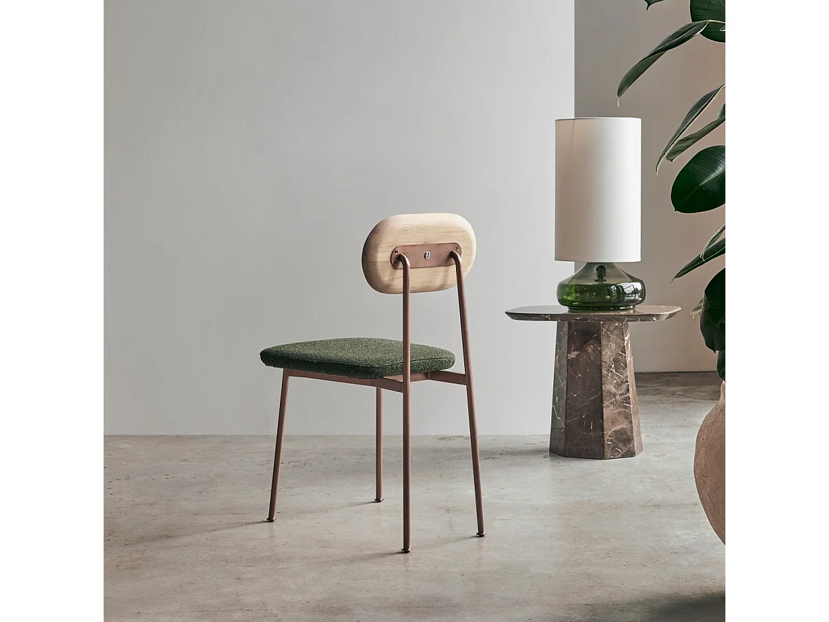 Sedia Yutapi kaki in legno di quercia