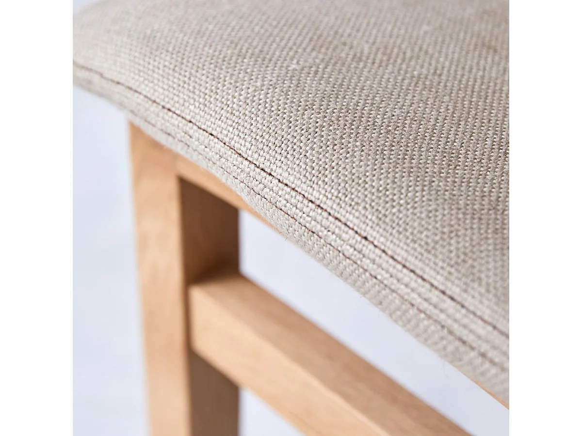 Stuhl aus aus massivem Eichenholz Cocoon linen