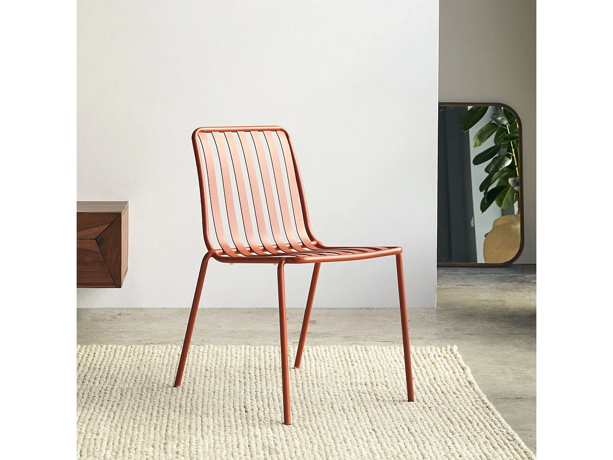 Stuhl Gaby Orange aus lackiertem Metall