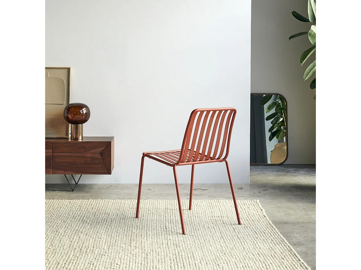 Stuhl Gaby Orange aus lackiertem Metall