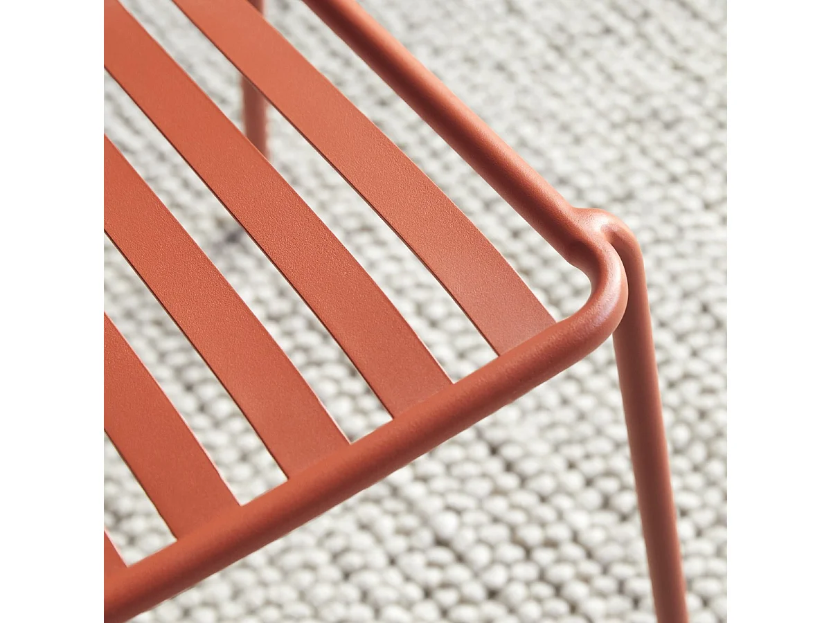 Stuhl Gaby Orange aus lackiertem Metall