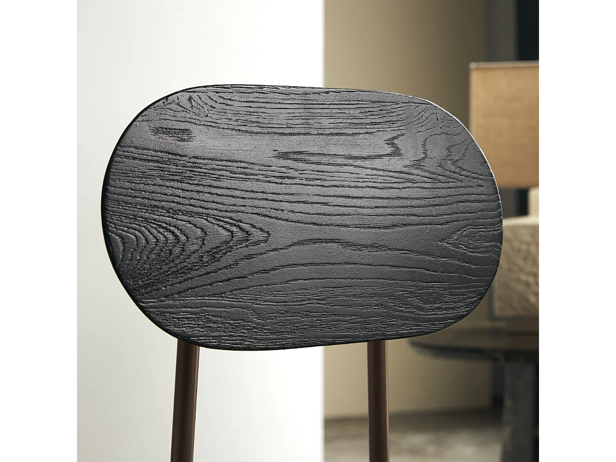 Sedia Yutapi Mohawk choco in legno di quercia