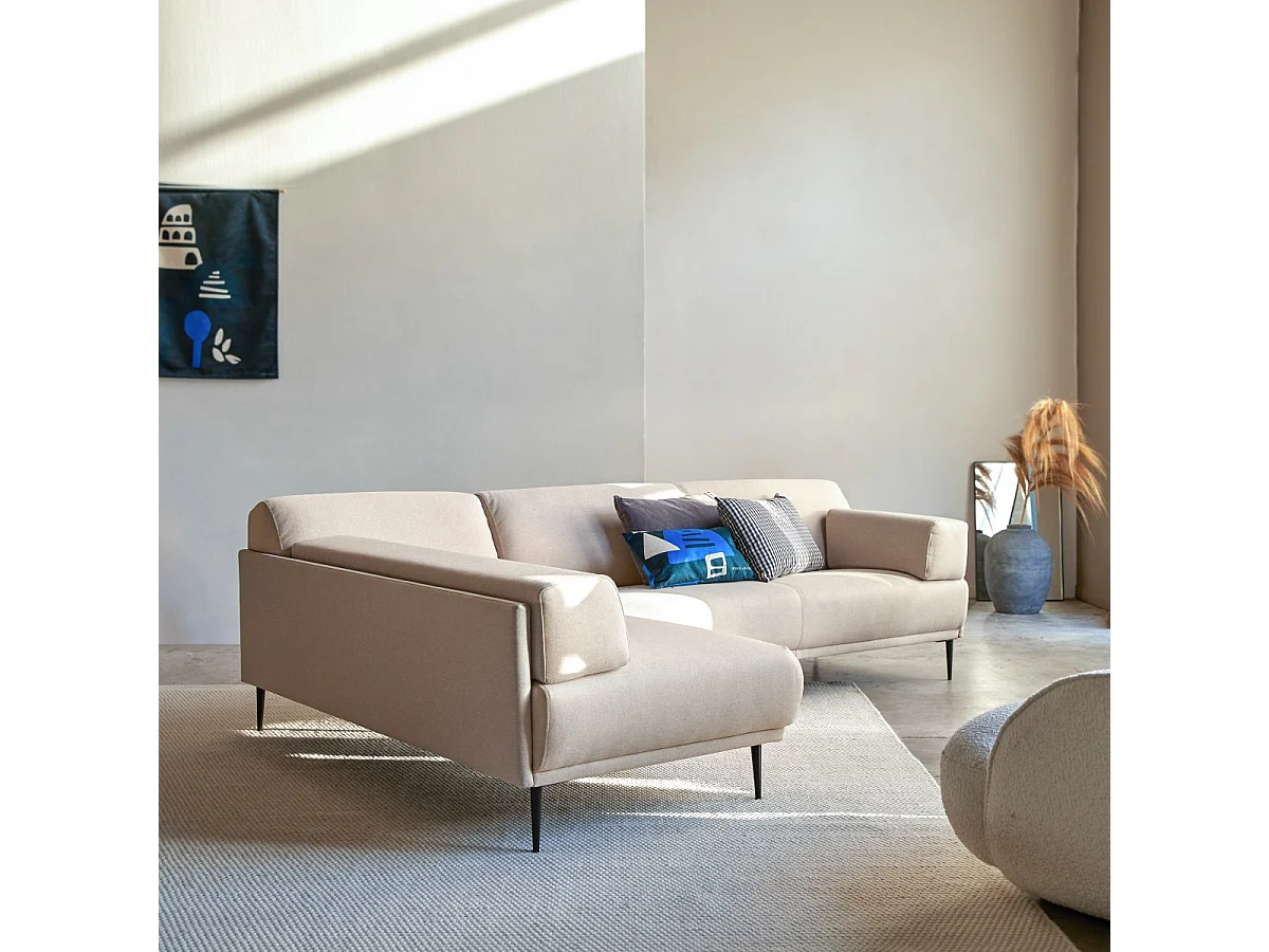 Divano angolare sinistro in tessuto écru 270 x 180 cm Finn, 4 posti