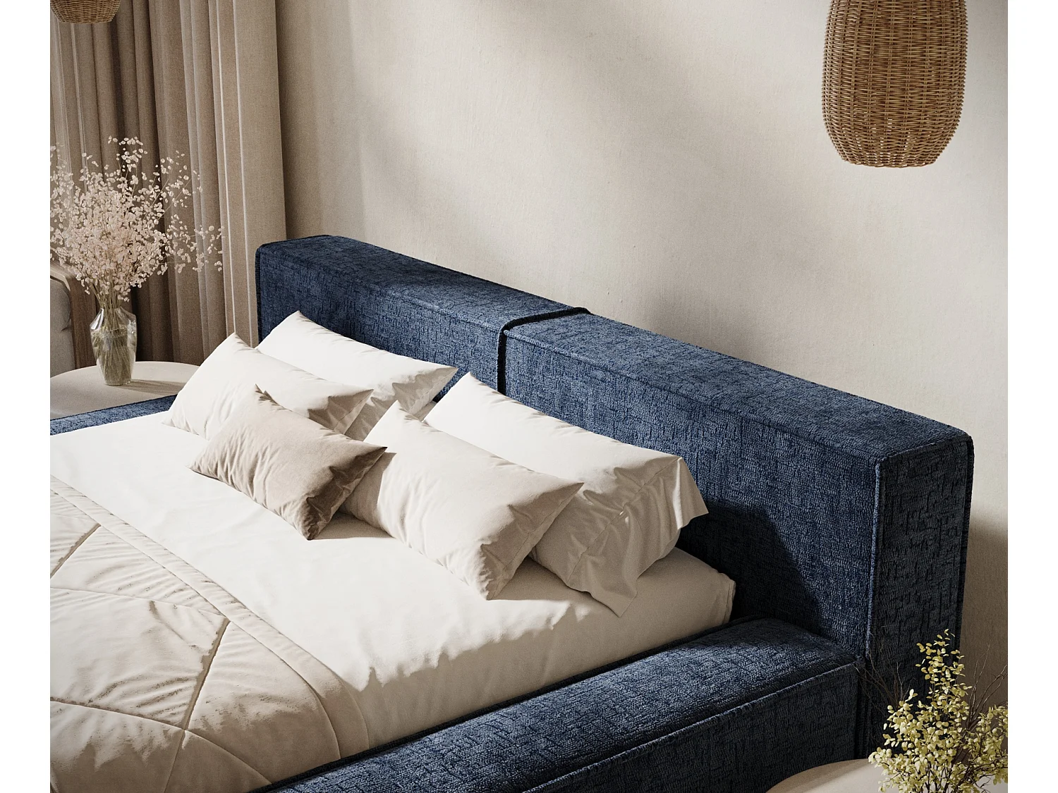 Lit coffre 200 x 200 cm avec tête de lit VOLIERA - en tissu chenille - bleu marine