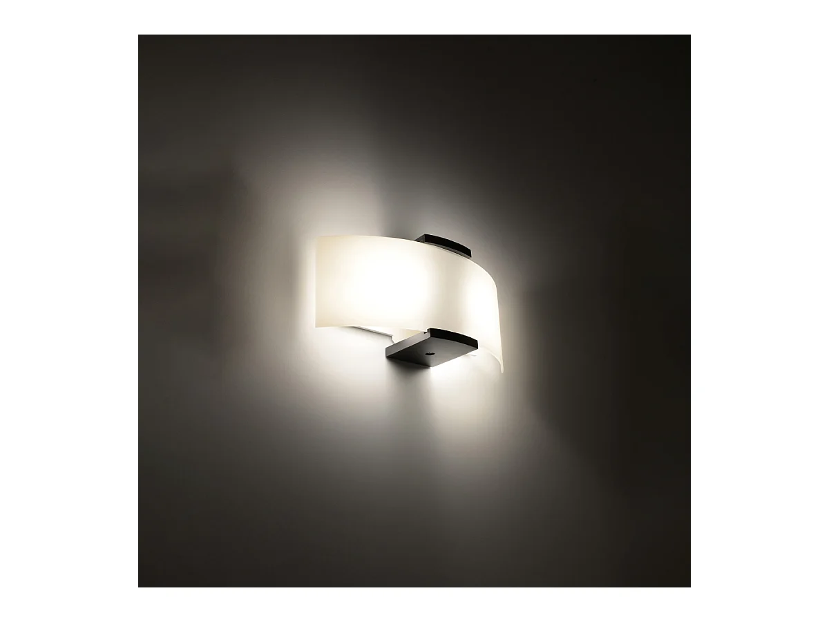 Appliques Nerilo moderne en bois/verre - 2 sources lumineuses 4000K - L.33 x H.14 cm - wengé/blanc