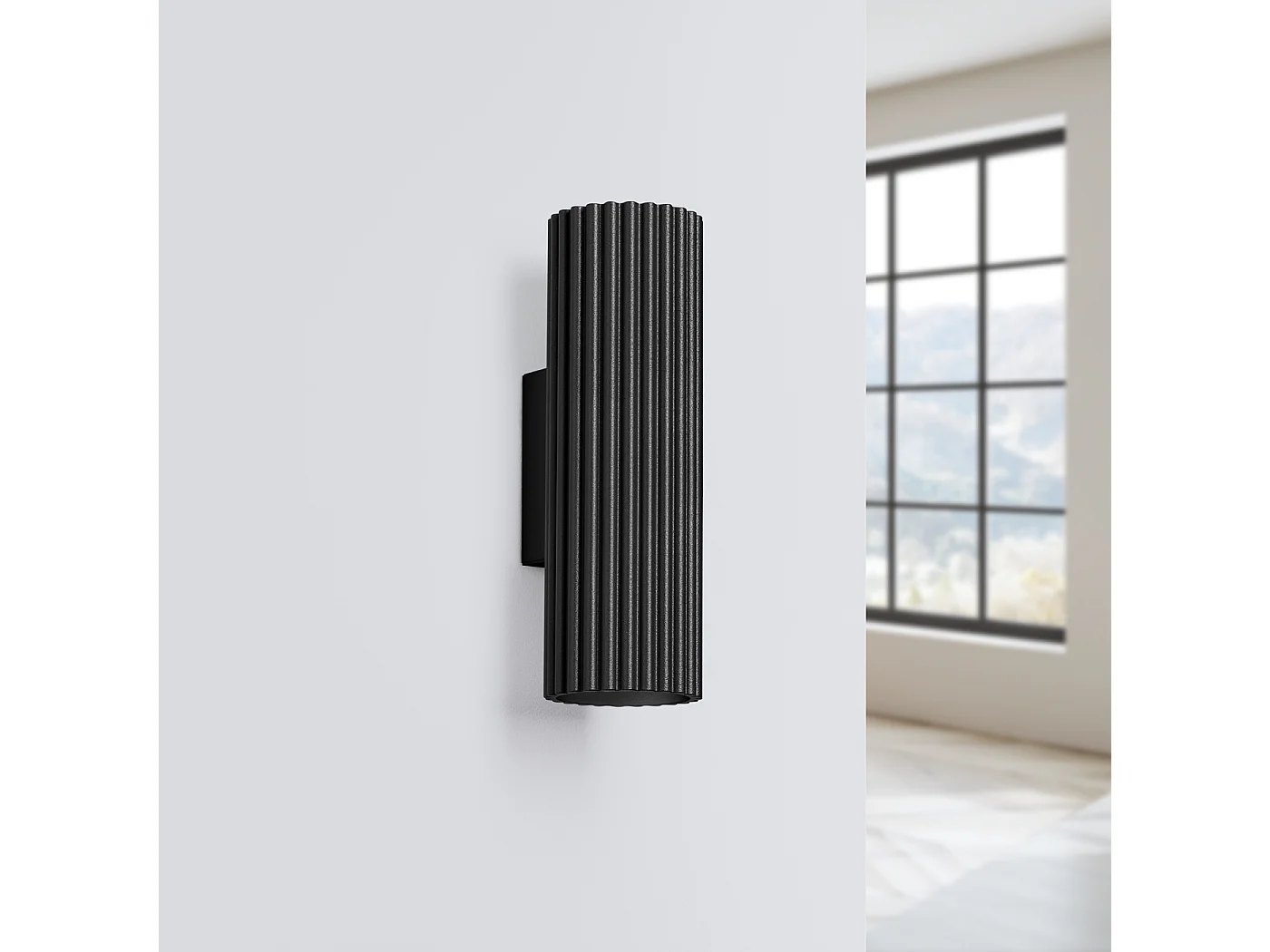 Lampada da parete Gloow minimalista di alluminio - 2 sorgenti luminose 3000K - L.6,5 x A.20 cm - nero