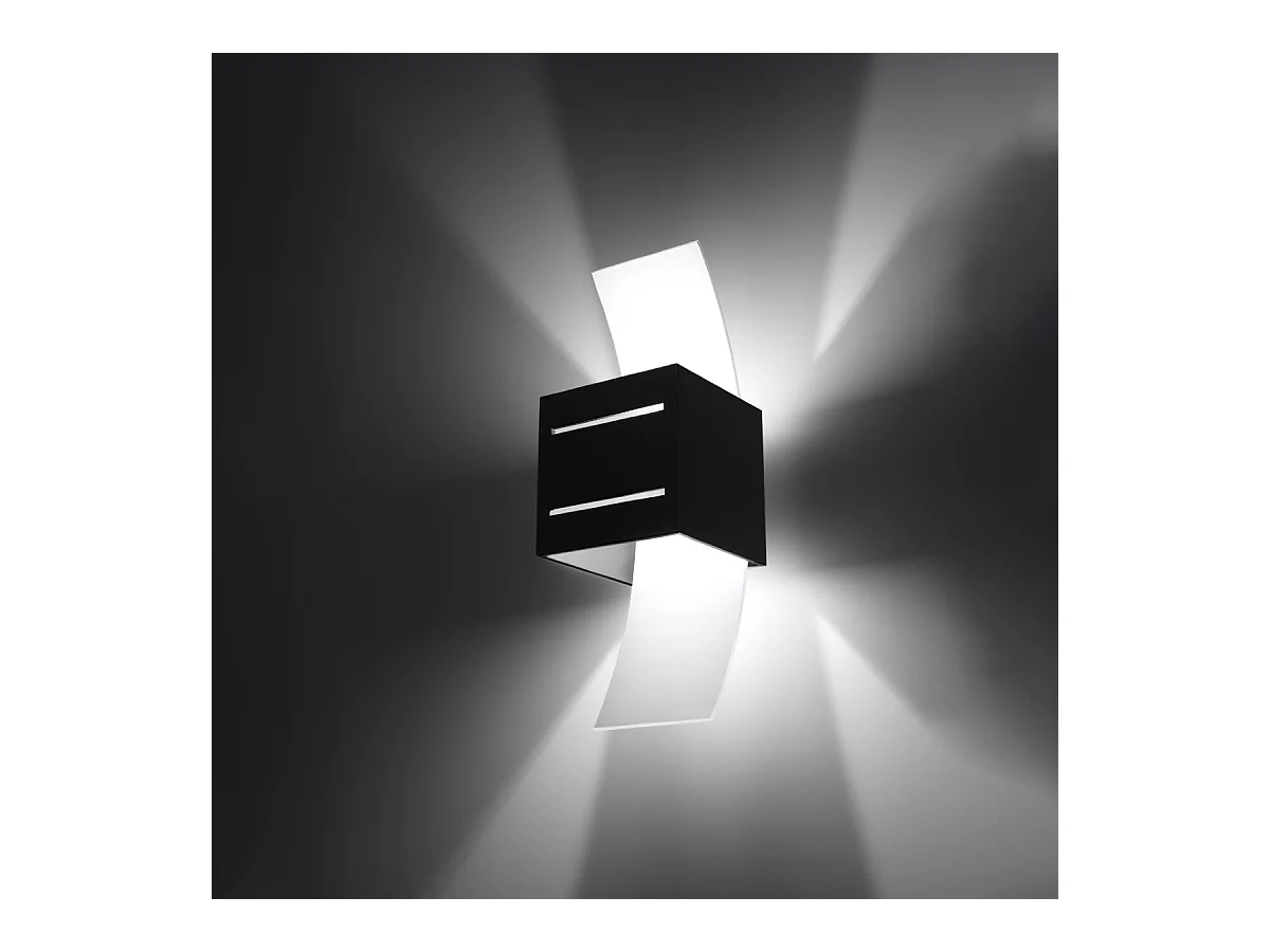 Wandlampen Solenix modern van  - 1 lichtbronnen 4000K - L.10 x H.30 cm - zwart