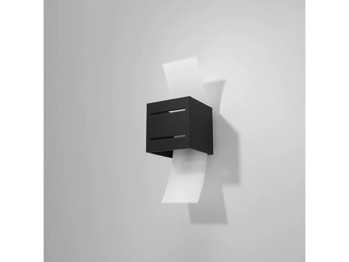 Appliques Solenix moderne en aluminium/verre - 1 sources lumineuses 4000K - L.10 x H.30 cm - noir