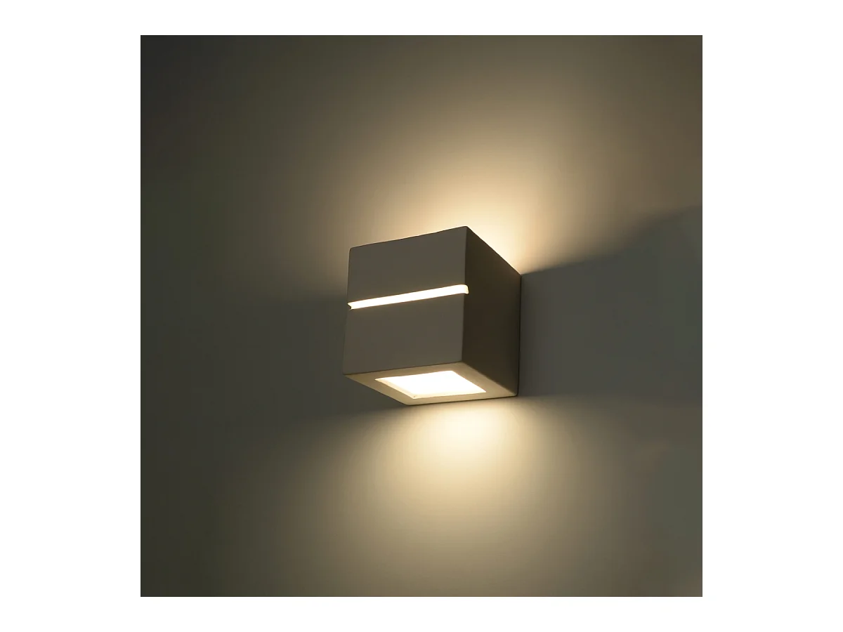 Wandlampen Astra line modern aus  Keramik - 1 lichtquellen 4000K - L.14 x H. cm - Weiß