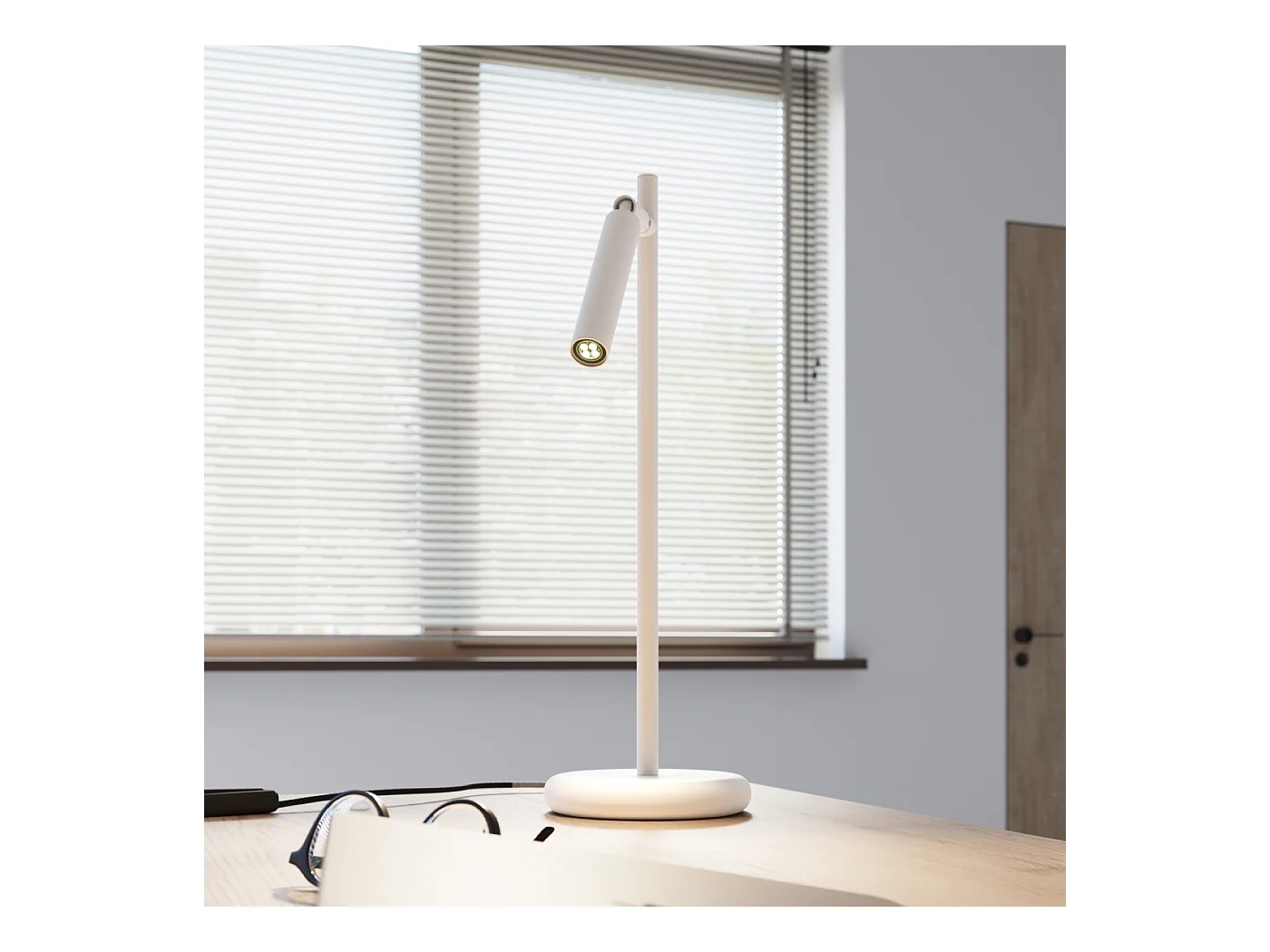 Lampa biurkowa nowoczesny Brill, stal - 1 źródło światła 3000K - L.14 x H.43 cm - biały