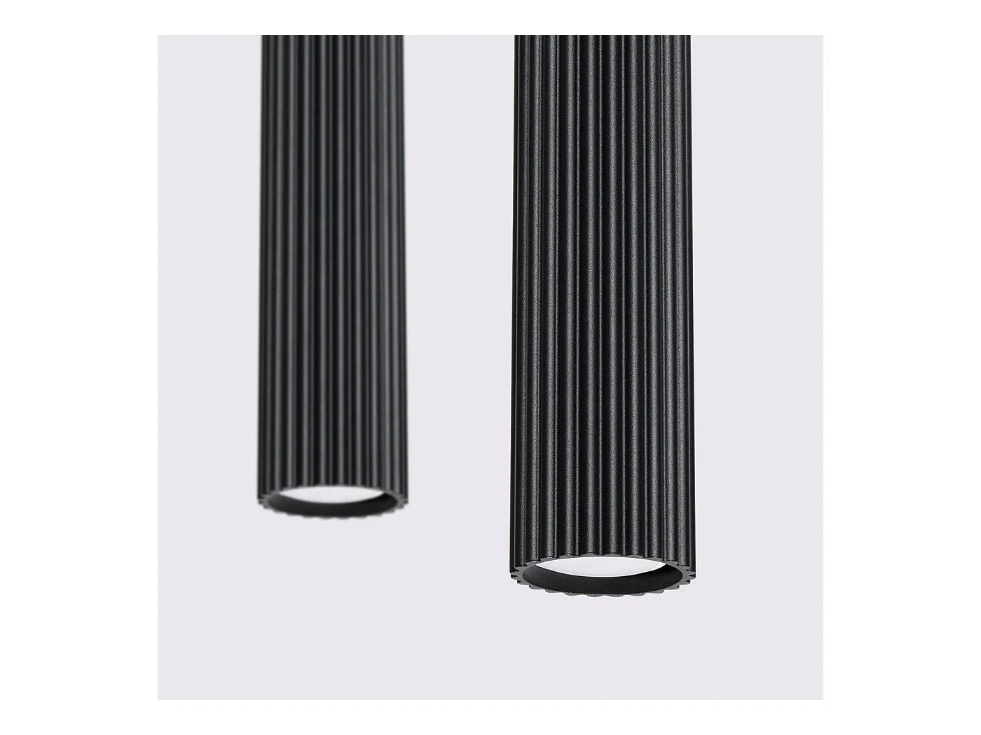 Hanglamp Gloow minimalistisch van  - 2 lichtbronnen 3000K - L.30 x H.90 cm - zwart