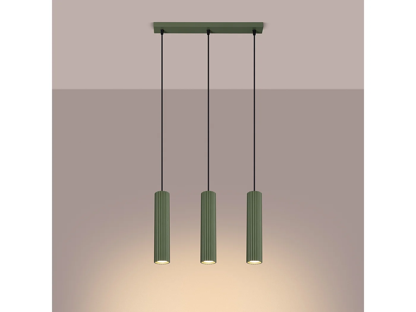 Luminária pendente Gloow minimalista, alumínio - 3 fontes de luz 4000K - L.45 x H.98 cm - verde oliva