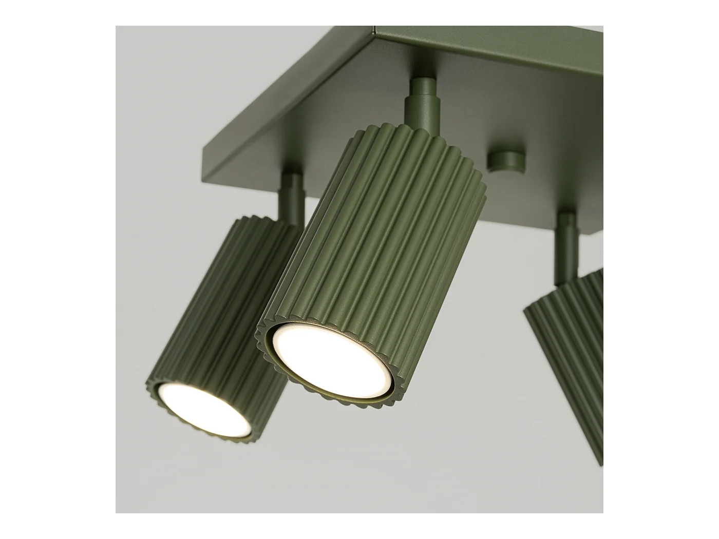 Plafondlamp Gloow minimalistisch van  - 4 lichtbronnen 3000K - L.25 x H.16,5 cm - olijfgroen