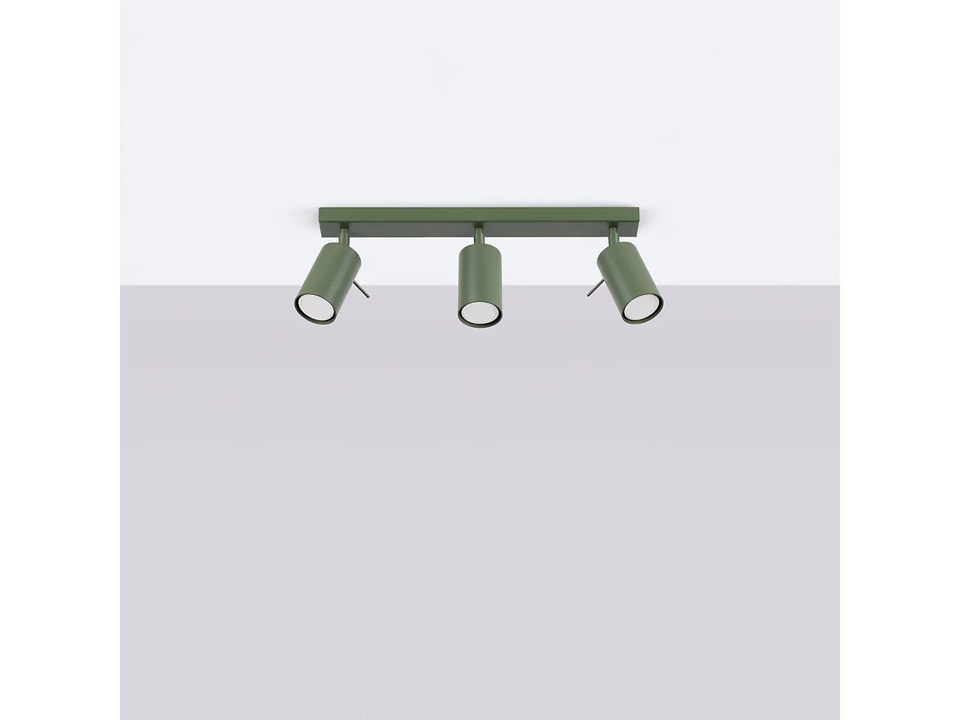 Plafonnier Briix moderne en acier - 3 sources lumineuses 3000K - L.45 x H.17 cm - vert olive