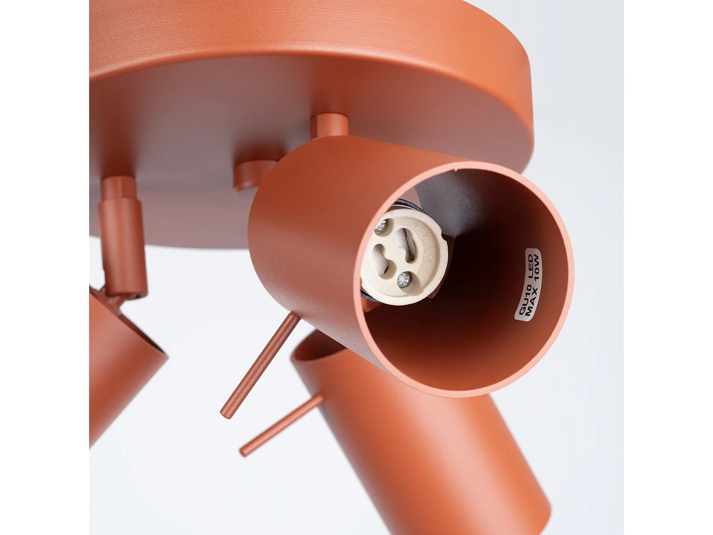 Plafonnier Briix moderne en acier - 3 sources lumineuses 3000K - L.19,5 x H.18,5 cm - ocre rouge