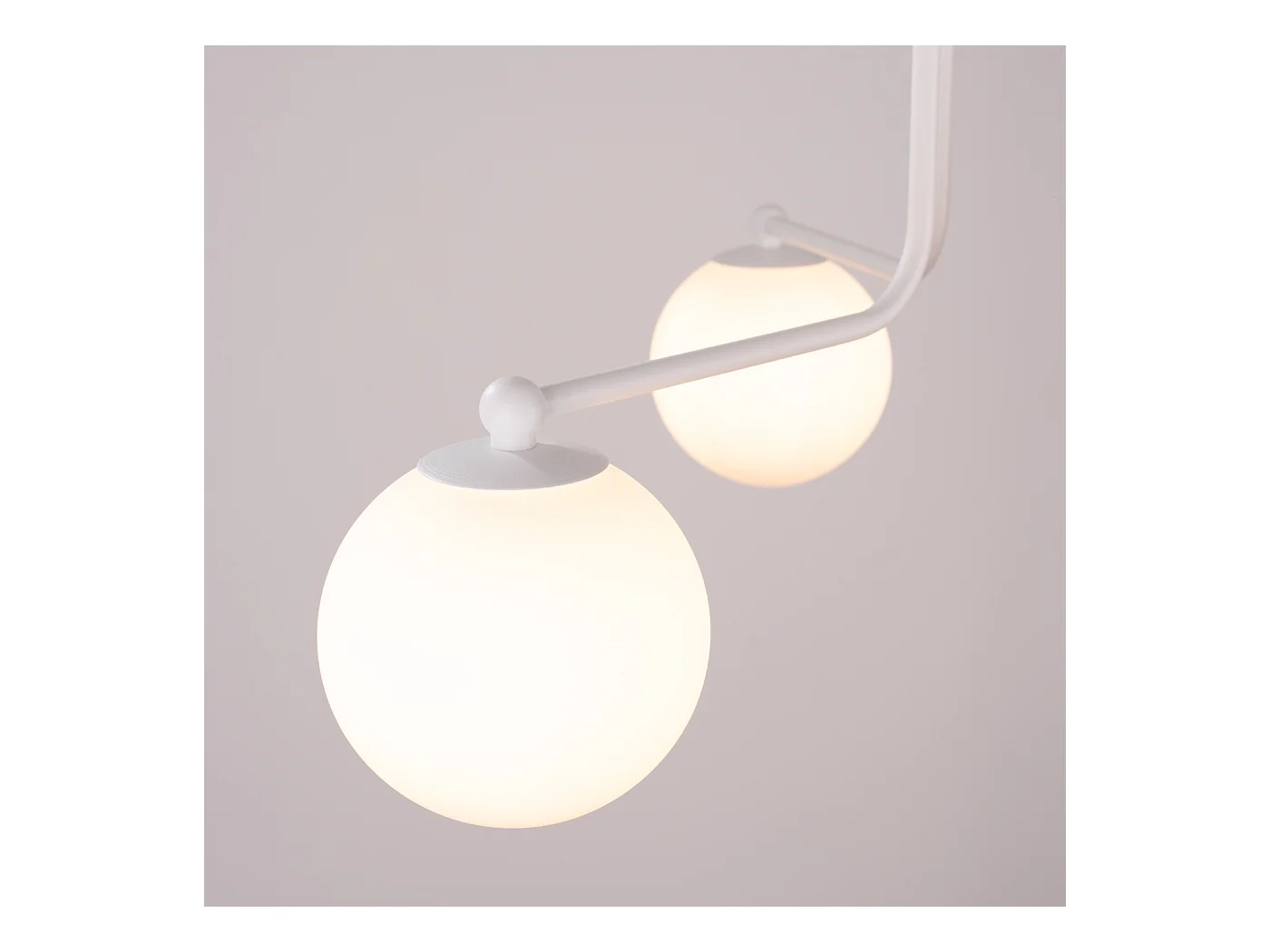 Lustre Bealy minimaliste en acier/verre - 3 sources lumineuses 4000K - L.62 x H.29 cm - blanc