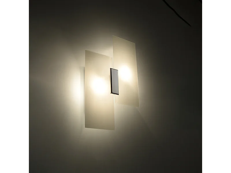 Wandlampen Fabulario modern van  - 2 lichtbronnen 3000K - L.27 x H.37 cm - chroom/wit