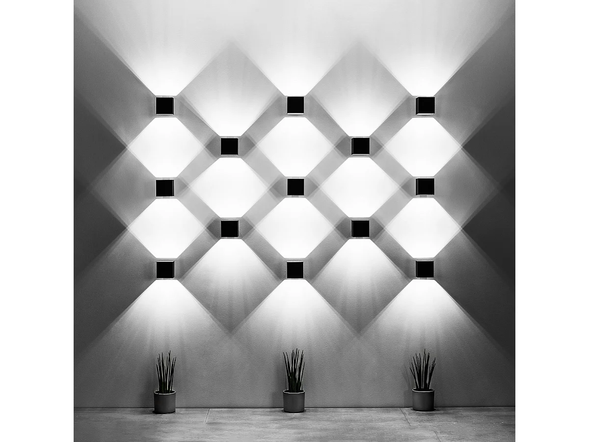 Appliques Quadx moderne en aluminium - 1 sources lumineuses 3000K - L.10 x H.10 cm - noir