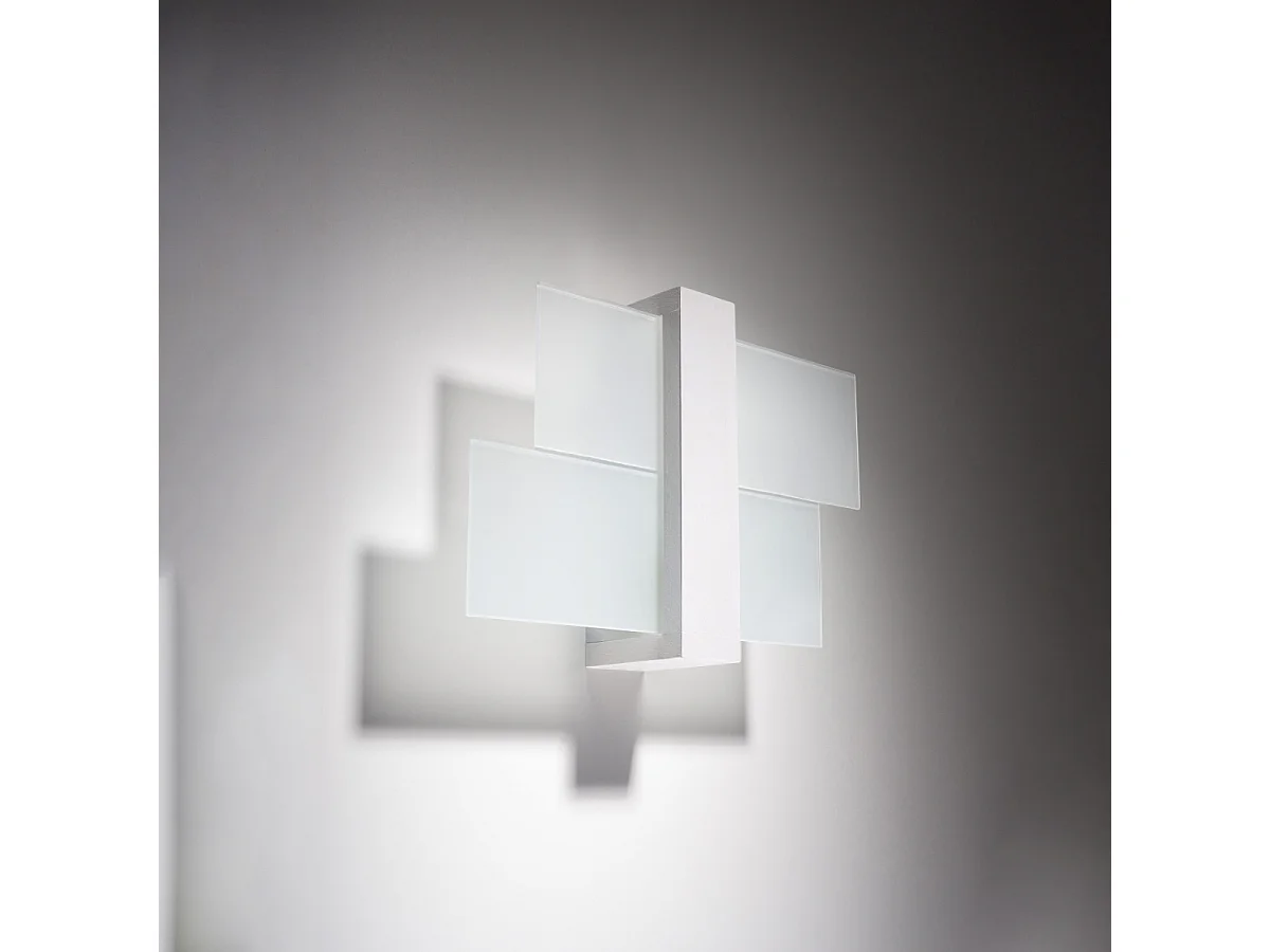 Appliques Ignis scandinave en bois/verre - 1 sources lumineuses 3000K - L.43 x H.30 cm - blanc