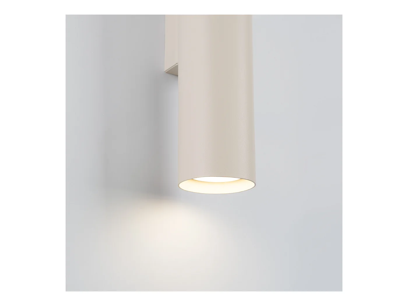 Luminária de parede Toris sótão, aço - 2 fontes de luz 3000K - L.6 x H.30 cm - bege