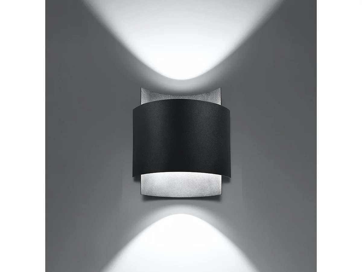 Wandlampen Influx industrieel van  - 1 lichtbronnen 3000K - L.22 x H.23 cm - zwart