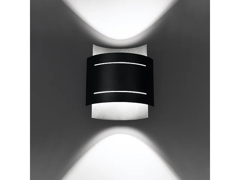 Appliques Ignisra moderne en acier - 1 sources lumineuses 3000K - L.21 x H.23 cm - noir