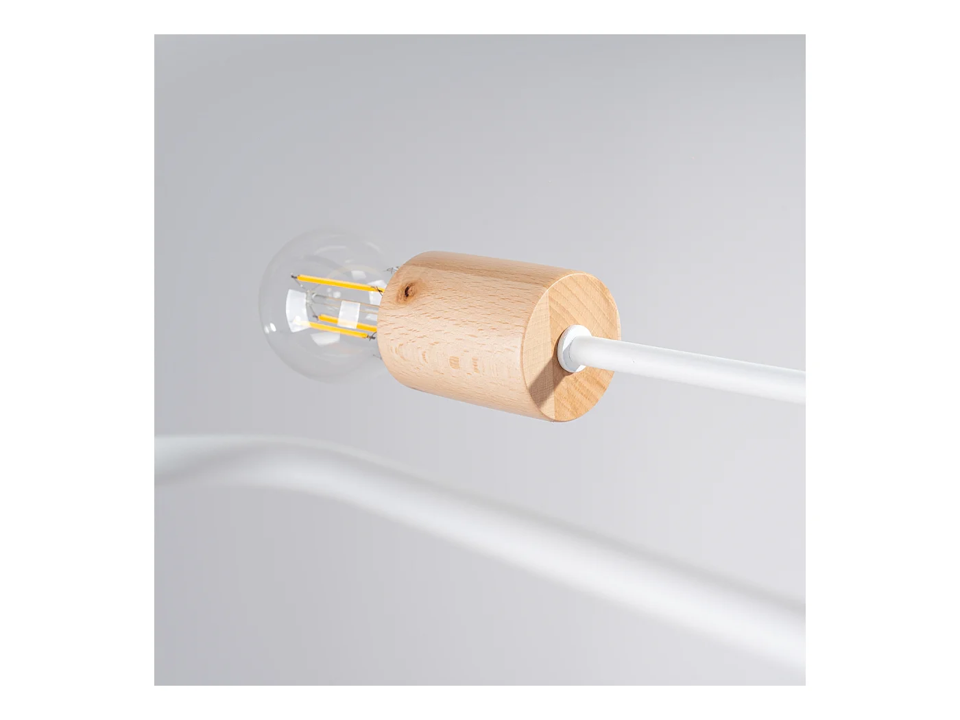 Lustre Zimbo grenier en acier/bois - 8 sources lumineuses 4000K - L.100 x H.16,5 cm - blanc/bois naturel