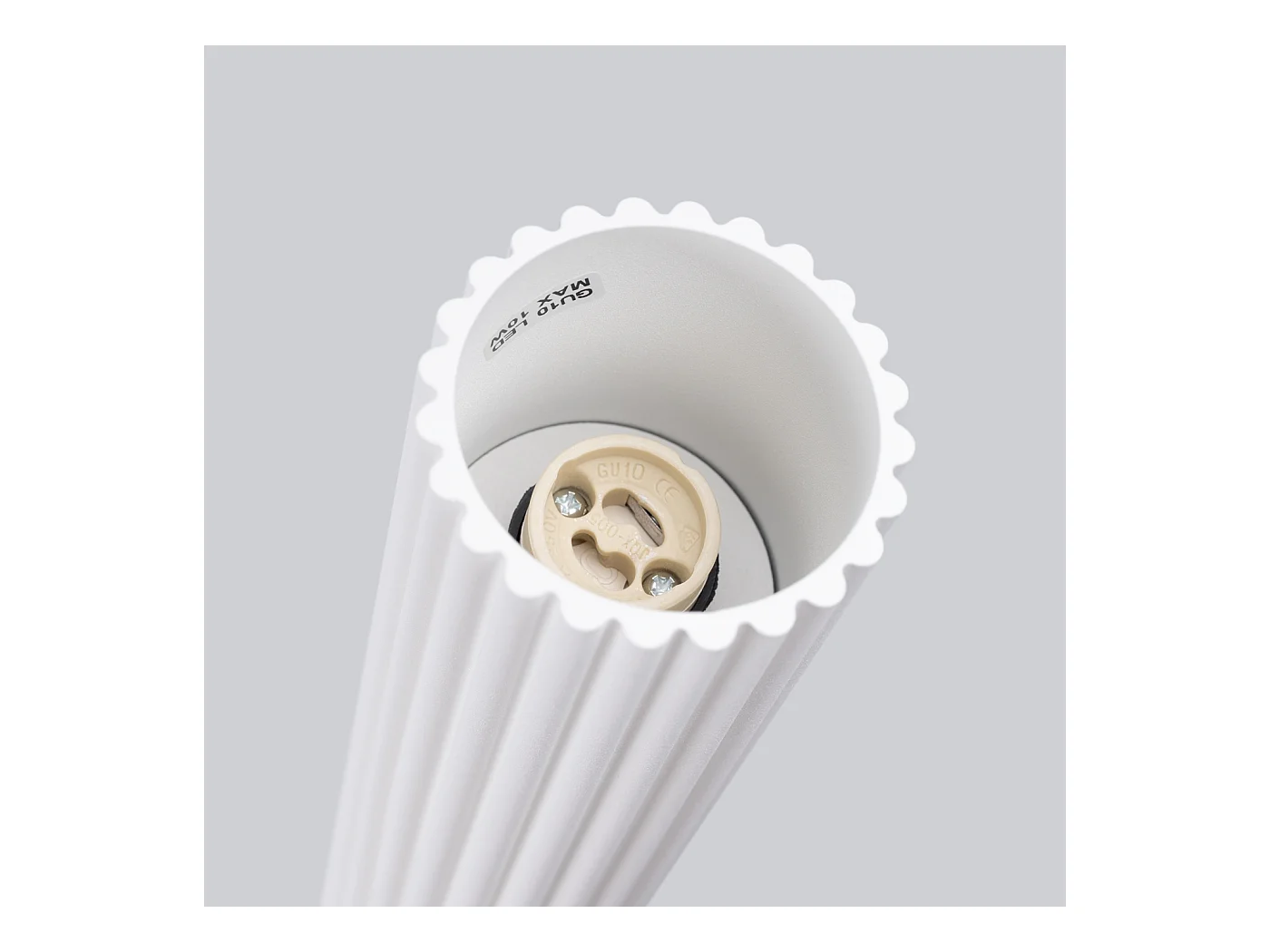 Plafondlamp Gloow minimalistisch van  - 1 lichtbronnen 3000K - L.6,5 x H.60 cm - wit