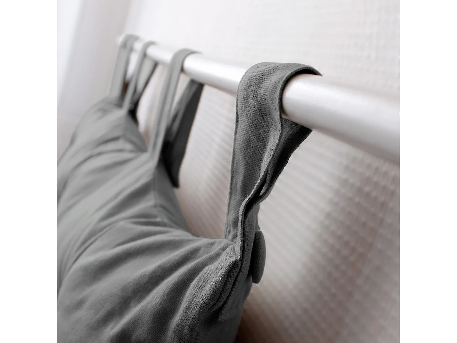 Coussin Tête de Lit Uni "Panama" 70cm Gris Clair