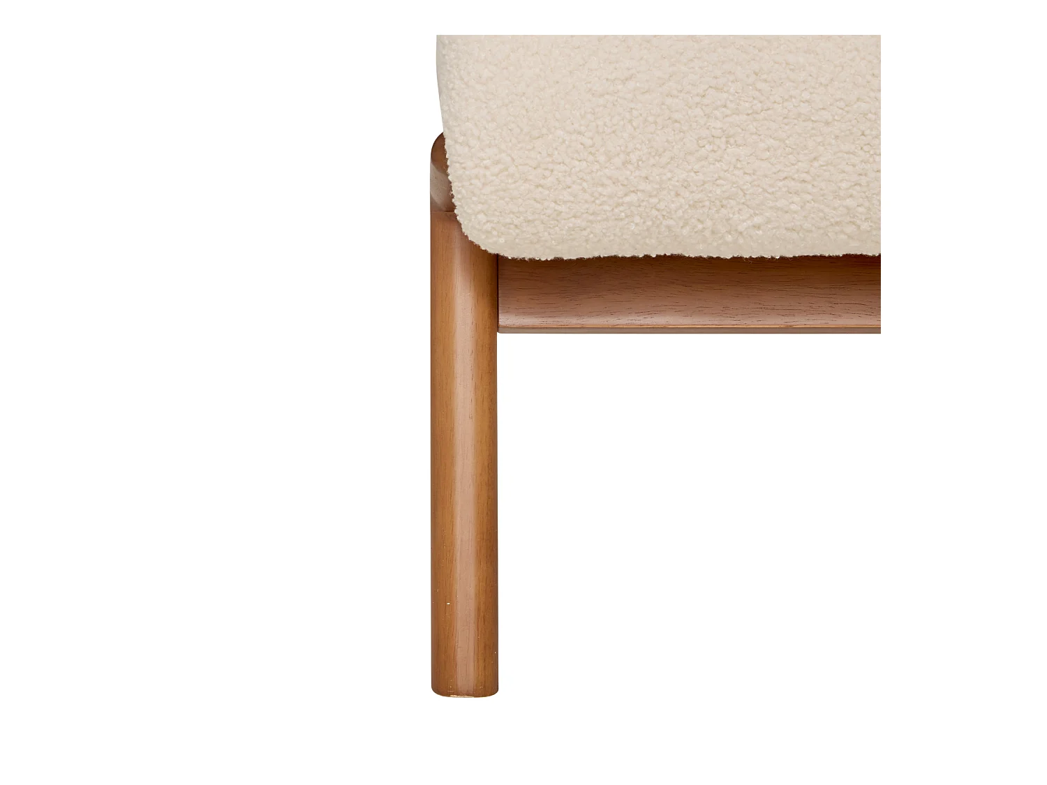 Fauteuil bas en tissu bouclette avec piètement bois