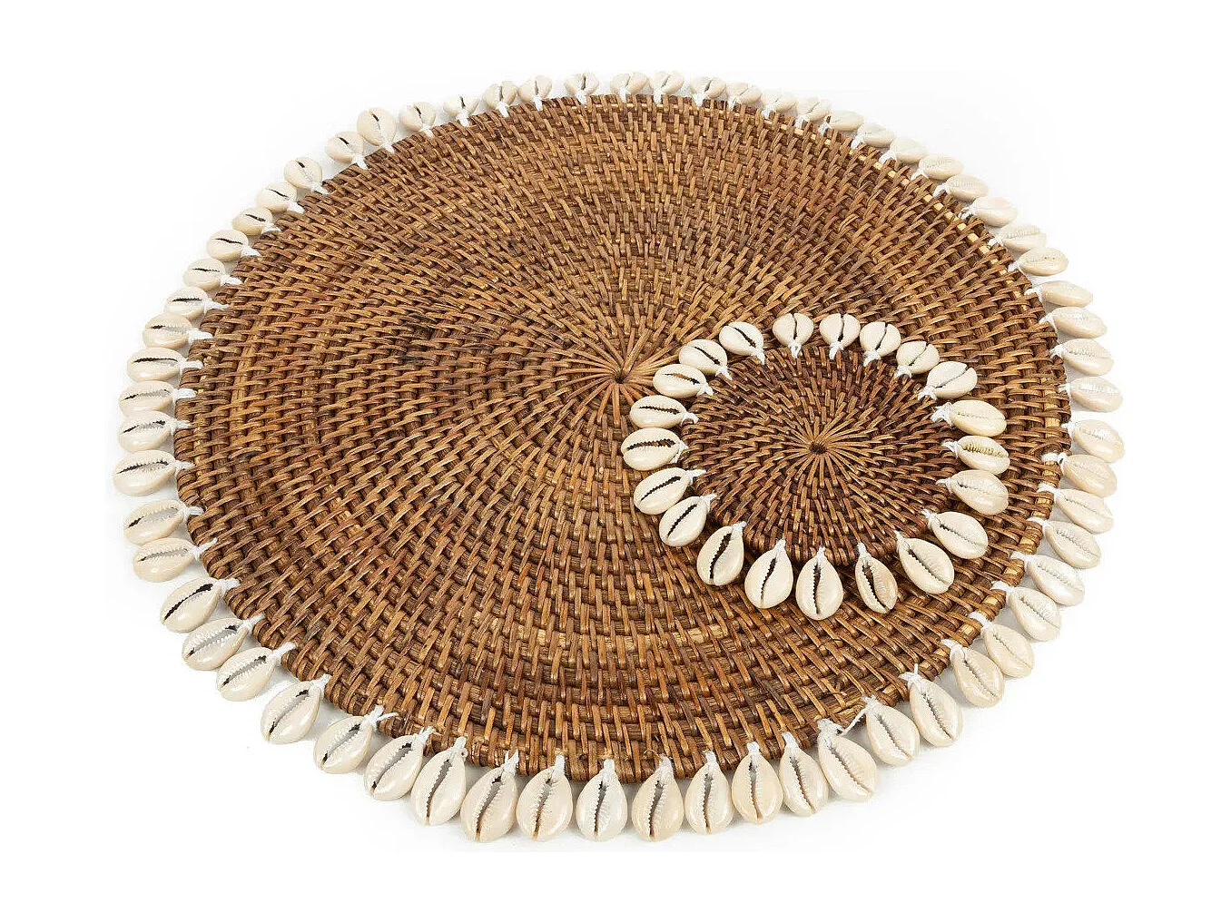 The Colonial Shell Placemat - Natural Brown