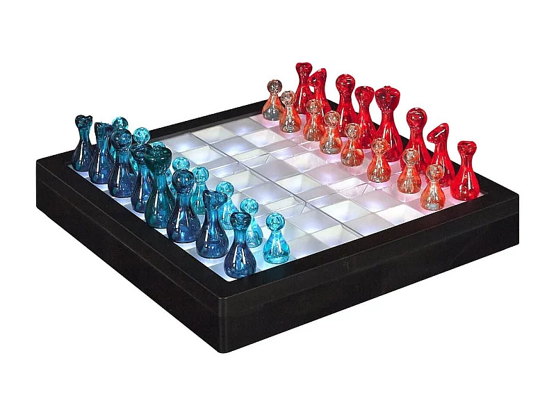 Jeu d'échec transparent avec pions rouges et bleus et éclairage LED
