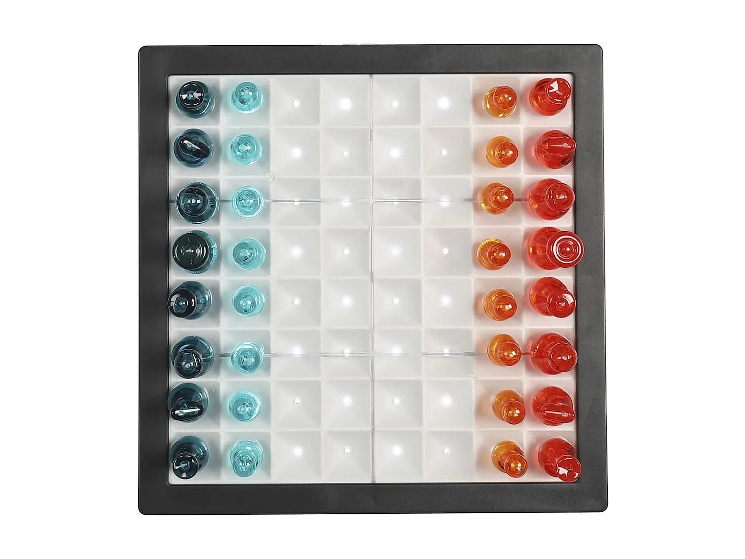 Jeu d'échec transparent avec pions rouges et bleus et éclairage LED