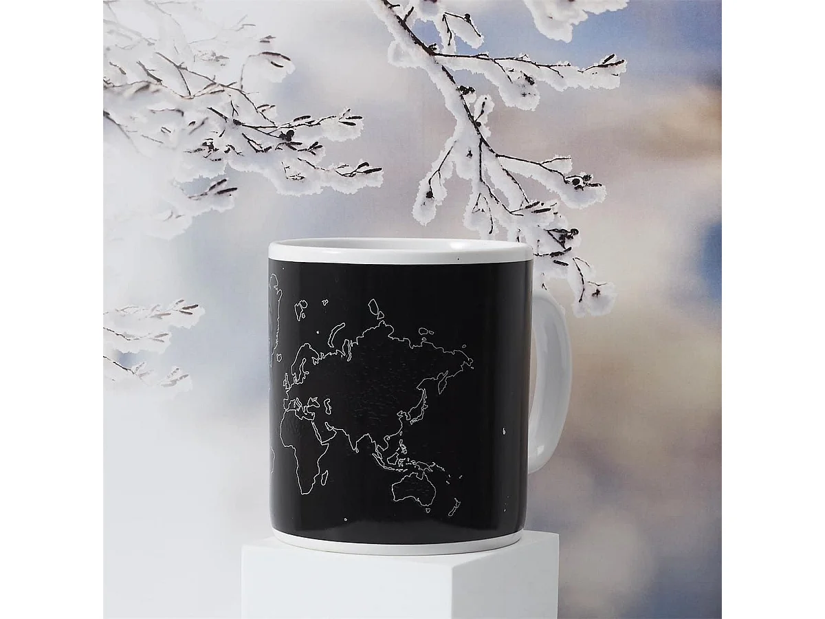 Mug thermoreactif XXL 70 cl en céramique noire avec carte du monde